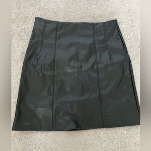 Women Faux leather skirt
